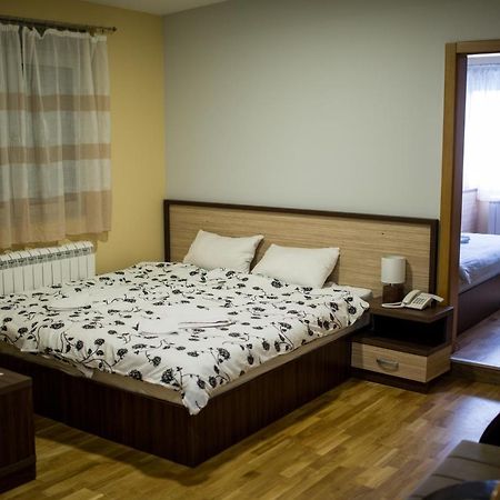 Hotel Bella Nella Leskovac  Eksteriør billede